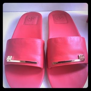 Tory Burch SZ 9 slides NWB